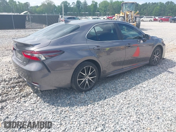 2022 Toyota Camry SE z VIN 4T1T11AK5NU701354, wystawiony jako IAAI lot #42135026 z przebiegiem 173 208 mil mil oraz . Historia ofert i sprzedaży dostępna na DreamBid. Obrazek 4.