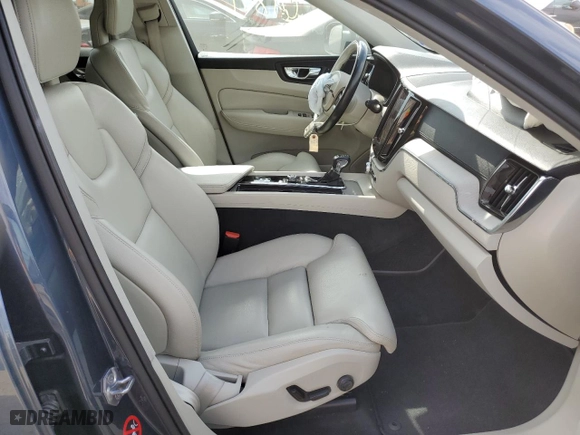 2018 Volvo XC60 Inscription with VIN YV4A22RLXJ1021650, listed as a Copart auction lot 63064372 with 64,841 mi miles. Bid and sale history available at carsss.com. Image 5.