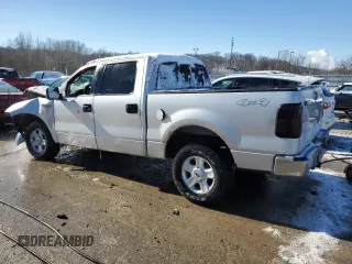 2004 Ford F-150 XLT with VIN 1FTPW14574KD11699, listed as a Copart auction lot 45284345 with 262,186 mi miles and Non Repairable. Bid and sale history available at carsss.com. Image 2.