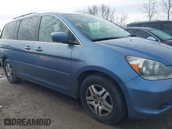 2005 Honda Odyssey EX-L with VIN 5FNRL38645B029325, listed as a IAAI auction lot 41958044 with 177,714 mi miles. Bid and sale history available at carsss.com. Image 12.