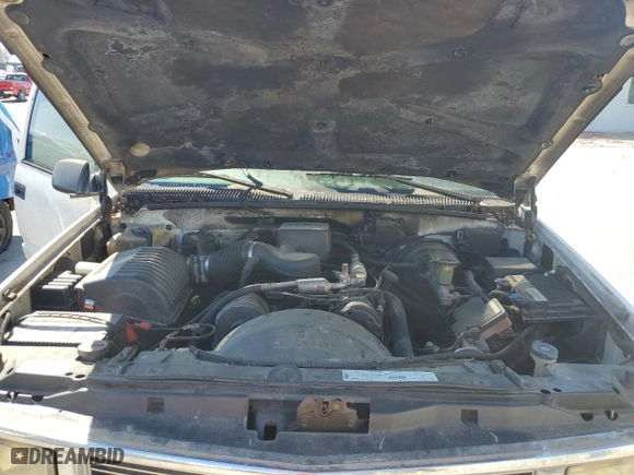 1999 Chevrolet Tahoe with VIN 3GNEK18R4XG171744, listed as a Copart auction lot 50160915 with 209,175 mi miles and Salvage Title. Bid and sale history available at carsss.com. Image 12.
