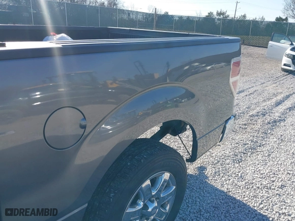 2013 Ford F-150 XL with VIN 1FTFW1CT5DFA98921, listed as a IAAI auction lot 41789209 with 272,201 mi miles. Bid and sale history available at carsss.com. Image 6.
