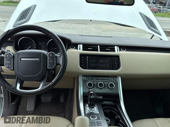 2016 Land Rover Range Rover Sport SE with VIN SALWG2VF6GA557555, listed as a Copart auction lot 63278025 with 146,004 mi miles and Clean title. Bid and sale history available at DreamBid. Image 9.