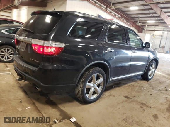 2011 Dodge Durango Citadel z VIN 1D4SE5GT2BC630842, wystawiony jako Copart lot #59531205 z przebiegiem 198 493 mil mil oraz Czysty tytuł • Clean title. Historia ofert i sprzedaży dostępna na DreamBid. Obrazek 3.