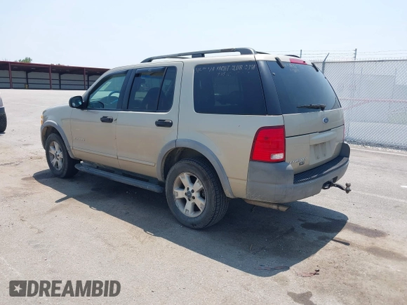 2002 Ford Explorer XLS с VIN 1FMZU72E72ZA77570, выставлен на аукционе IAAI как лот 42380457 с пробегом Не указан миль и . История ставок и продаж доступна на DreamBid. Изображение 3.