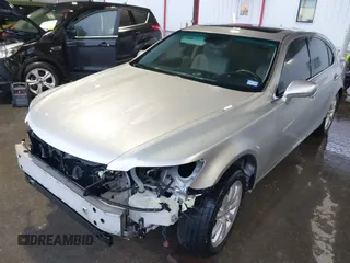 2013 Lexus LS 460 с VIN JTHBL5EF1D5114445, выставлен на аукционе IAAI как лот 41560104 с пробегом Не указан миль и . История ставок и продаж доступна на DreamBid. Изображение 19.