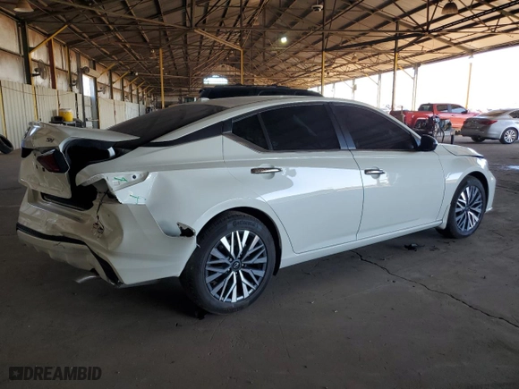 2024 Nissan Altima 2.5 SV with VIN 1N4BL4DV8RN327815, listed as a Copart auction lot 76312154 with 9,268 mi miles and Salvage Title. Bid and sale history available at carsss.com. Image 3.