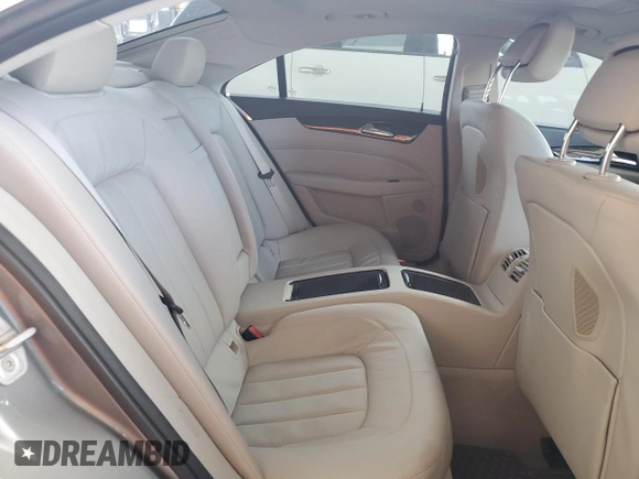 2012 Mercedes-Benz CLS 550 с VIN WDDLJ7DB6CA052025, выставлен на аукционе Copart как лот 52854155 с пробегом Не указан миль и На запчасти • Non repairable. История ставок и продаж доступна на DreamBid. Изображение 10.