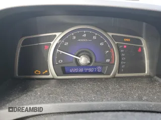 2008 Honda Civic EX-L z VIN 1HGFA16928L072638, wystawiony jako Copart lot #54352565 z przebiegiem 122 038 mil mil oraz Szkoda całkowita • Salvage title. Historia ofert i sprzedaży dostępna na DreamBid. Obrazek 9.
