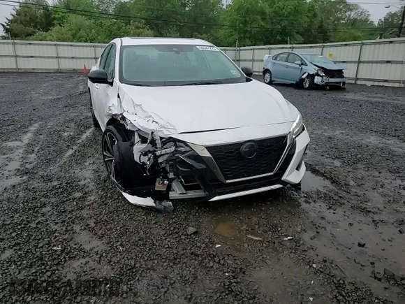2021 Nissan Sentra SR z VIN 3N1AB8DV0MY324132, wystawiony jako Copart lot #56547225 z przebiegiem 48 291 mil mil oraz Szkoda całkowita • Salvage title. Historia ofert i sprzedaży dostępna na DreamBid. Obrazek 13.