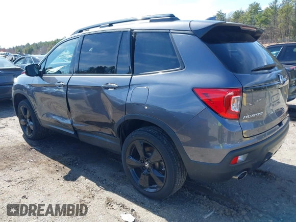 2021 Honda Passport Elite with VIN 5FNYF8H08MB011467, listed as a IAAI auction lot 41929708 with 34,106 mi miles. Bid and sale history available at carsss.com. Image 3.