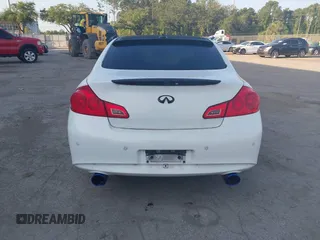 2013 Infiniti G37 Sedan Journey with VIN JN1CV6AP7DM304618, listed as a IAAI auction lot 42189023 with 89,980 mi miles. Bid and sale history available at carsss.com. Image 16.