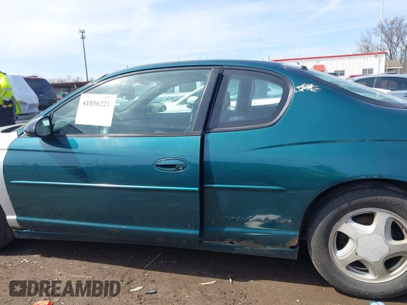 2001 Chevrolet Monte Carlo SS with VIN 2G1WX15K619171471, listed as a IAAI auction lot 41856221 with 255,666 mi miles. Bid and sale history available at carsss.com. Image 14.