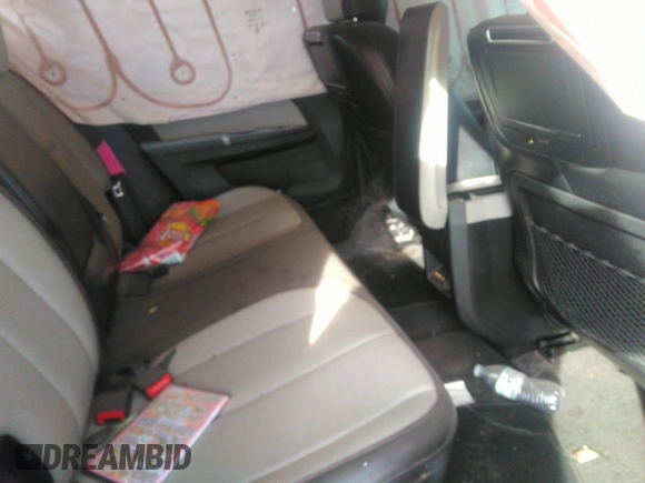 2010 GMC Terrain SLT-2 z VIN 2CTFLJEY2A6258720, wystawiony jako IAAI lot #38337734 z przebiegiem Nie podano mil oraz . Historia ofert i sprzedaży dostępna na DreamBid. Obrazek 8.