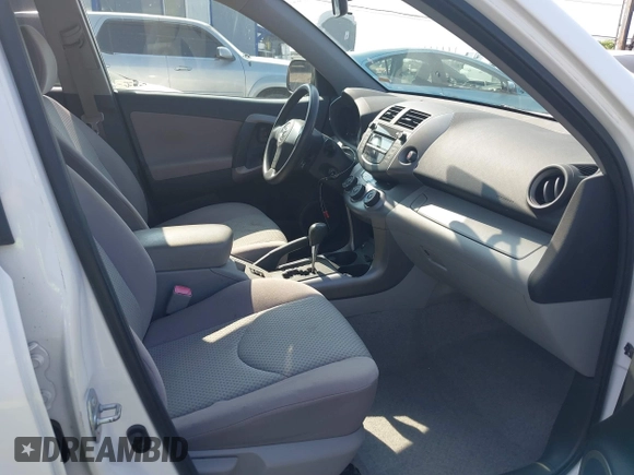 2006 Toyota RAV4 with VIN JTMZK33V066002489, listed as a IAAI auction lot 41191224 with 63,563 mi miles. Bid and sale history available at carsss.com. Image 5.