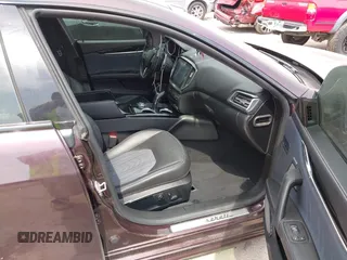 2019 Maserati Ghibli z VIN ZAM57YSL8K1312731, wystawiony jako IAAI lot #42240495 z przebiegiem 31 822 mil mil oraz . Historia ofert i sprzedaży dostępna na DreamBid. Obrazek 5.