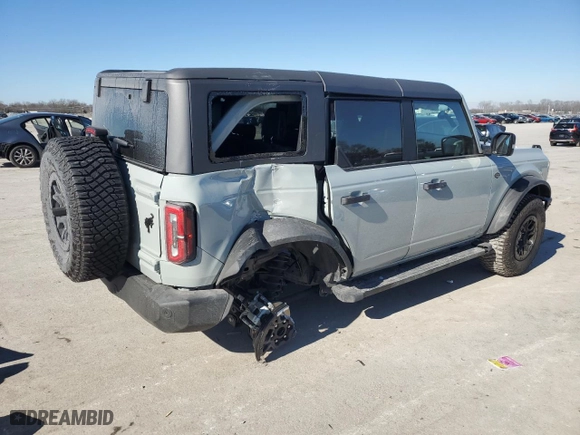 2024 Ford Bronco Wildtrak with VIN 1FMEE2BP6RLA70218, listed as a Copart auction lot 41918605 with 3,782 mi miles and Salvage Title. Bid and sale history available at carsss.com. Image 3.