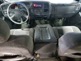 2006 Chevrolet Silverado 1500 LT1 with VIN 2GCEK13Z761340677, listed as a Copart auction lot 54457405 with 276,902 mi miles and Clean Title. Bid and sale history available at carsss.com. Image 8.