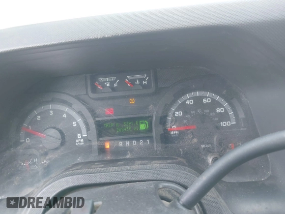 2010 Ford Econoline Passenger XL with VIN 1FBNE3BL2ADA45570, listed as a IAAI auction lot 42068419 with 262,455 mi miles and . Bid and sale history available at DreamBid. Image 7.