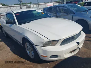 2012 Ford Mustang Premium с VIN 1ZVBP8AM5C5206875, выставлен на аукционе IAAI как лот 42400805 с пробегом 178 011 миль миль и . История ставок и продаж доступна на DreamBid. Изображение 1.