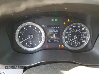 2021 Hyundai Venue SEL z VIN KMHRC8A35MU116147, wystawiony jako Copart lot #48580135 z przebiegiem 47 573 mil mil oraz Szkoda całkowita • Salvage title. Historia ofert i sprzedaży dostępna na DreamBid. Obrazek 9.