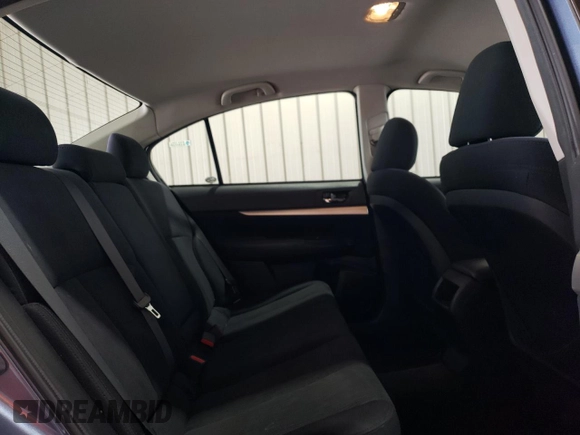 2013 Subaru Legacy Premium z VIN 4S3BMBC68D3038444, wystawiony jako Copart lot #54745195 z przebiegiem 189 357 mil mil oraz Czysty tytuł • Clean title. Historia ofert i sprzedaży dostępna na DreamBid. Obrazek 10.