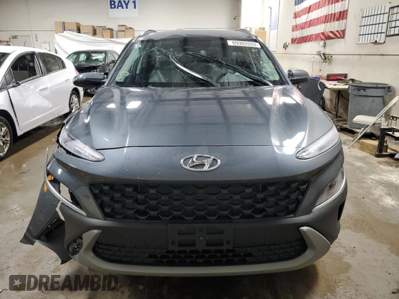 2022 Hyundai Kona SEL with VIN KM8K6CAB3NU831383, listed as a Copart auction lot 69302932 with 5,052 mi miles. Bid and sale history available at carsss.com. Image 5.