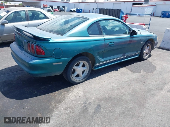 1997 Ford Mustang with VIN 1FALP4049VF200422, listed as a IAAI auction lot 42073947 with 157,937 mi miles. Bid and sale history available at carsss.com. Image 4.