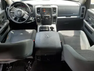 2017 Ram 1500 Lone Star z VIN 3C6RR6LT6HG738258, wystawiony jako Copart lot #55559655 z przebiegiem 106 677 mil mil oraz Szkoda całkowita • Salvage title. Historia ofert i sprzedaży dostępna na DreamBid. Obrazek 8.