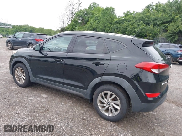 2016 Hyundai Tucson SE z VIN KM8J3CA45GU041303, wystawiony jako IAAI lot #42463591 z przebiegiem 96 516 mil mil oraz . Historia ofert i sprzedaży dostępna na DreamBid. Obrazek 3.