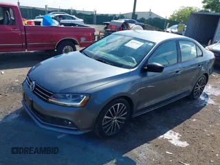 2017 Volkswagen Jetta Sport z VIN 3VWD17AJ6HM284934, wystawiony jako IAAI lot #42657613 z przebiegiem 85 929 mil mil oraz . Historia ofert i sprzedaży dostępna na DreamBid. Obrazek 18.