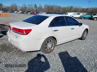 2012 Lincoln MKZ Hybrid with VIN 3LNDL2L38CR811295, listed as a IAAI auction lot 41386423 with 194,808 mi miles and . Bid and sale history available at DreamBid. Image 4.