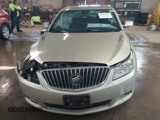 2013 Buick LaCrosse Leather с VIN 1G4GC5G39DF262732, выставлен на аукционе IAAI как лот 41551215 с пробегом 216 012 миль миль и . История ставок и продаж доступна на DreamBid. Изображение 12.