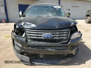 2018 Ford Police Interceptor Utility z VIN 1FM5K8AR5JGC56053, wystawiony jako Copart lot #52163585 z przebiegiem 95 421 mil mil oraz Nie do naprawy. Historia ofert i sprzedaży dostępna na DreamBid. Obrazek 5.