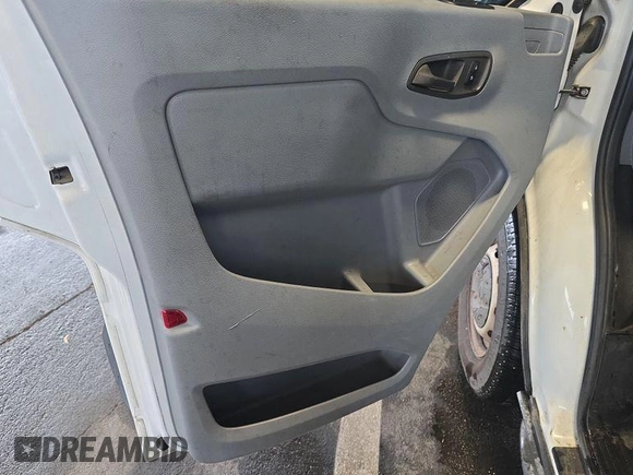 2016 Ford Transit Cargo с VIN 1FTYE1YM9GKB18600, выставлен на аукционе IAAI как лот 42674281 с пробегом 127 434 миль миль и . История ставок и продаж доступна на DreamBid. Изображение 1.