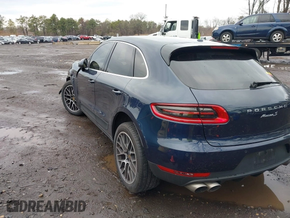 2015 Porsche Macan S with VIN WP1AB2A5XFLB66858, listed as a IAAI auction lot 41942974 with 110,325 mi miles. Bid and sale history available at carsss.com. Image 3.