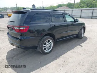 2024 Dodge Durango GT Plus z VIN 1C4RDJDG9RC199828, wystawiony jako IAAI lot #42279898 z przebiegiem 5371 mil mil oraz . Historia ofert i sprzedaży dostępna na DreamBid. Obrazek 4.
