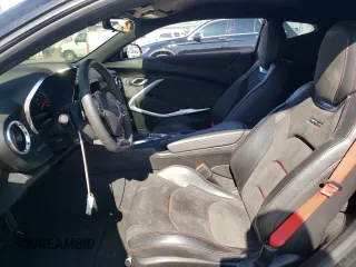 2019 Chevrolet Camaro ZL1 with VIN 1G1FK1R68K0138432, listed as a Copart auction lot 62935543 with 49,929 mi miles. Bid and sale history available at carsss.com. Image 7.