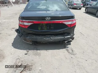 2012 Hyundai Azera with VIN KMHFG4JG2CA133104, listed as a IAAI auction lot 42562933 with Not provided miles and . Bid and sale history available at DreamBid. Image 16.