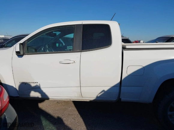 2021 Chevrolet Colorado 2WD LT with VIN 1GCHSCEA1M1241422, listed as a IAAI auction lot 41640963 with 52,566 mi miles. Bid and sale history available at carsss.com. Image 14.