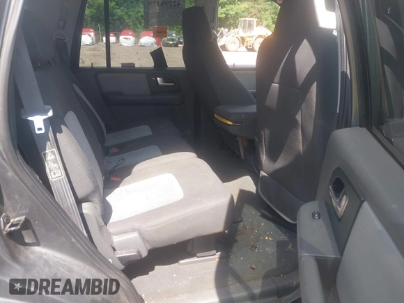 2003 Ford Expedition Special Service with VIN 1FMRU15WX3LA59215, listed as a IAAI auction lot 42298479 with 252,639 mi miles and . Bid and sale history available at DreamBid. Image 8.