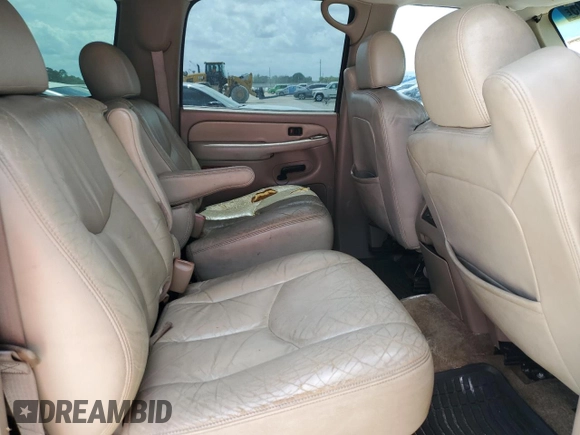 2003 Chevrolet Suburban LT with VIN 1GNEC16Z93J261285, listed as a Copart auction lot 61180305 with 211,620 mi miles and Non repairable. Bid and sale history available at DreamBid. Image 11.