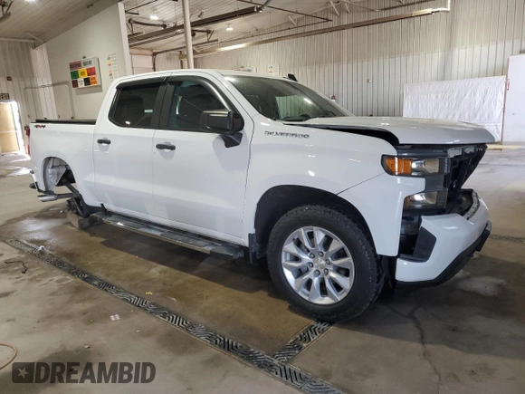 2019 Chevrolet Silverado 1500 Custom with VIN 3GCPYBEH2KG157495, listed as a Copart auction lot 54488295 with 77,899 mi miles and Salvage Title. Bid and sale history available at DreamBid. Image 4.