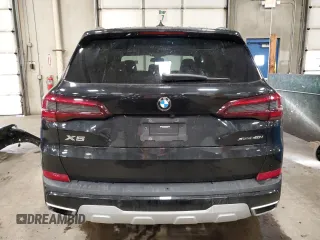 2021 BMW X5 xDrive40i with VIN 5UXCR6C09M9D94196, listed as a Copart auction lot 71681202 with 32,023 mi miles. Bid and sale history available at carsss.com. Image 6.