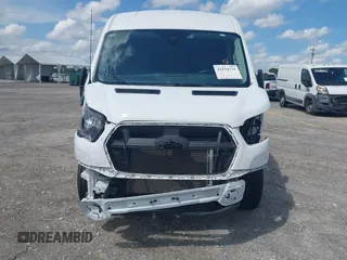 2023 Ford Transit Cargo с VIN 1FTBR1C86PKB70724, выставлен на аукционе IAAI как лот 42234731 с пробегом 30 264 миль миль и . История ставок и продаж доступна на DreamBid. Изображение 13.