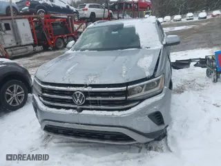 2020 Volkswagen Atlas Cross Sport 3.6L V6 SEL Premium with VIN 1V2NE2CA1LC215332, listed as a IAAI auction lot 41357922 with 63,624 mi miles. Bid and sale history available at carsss.com. Image 11.