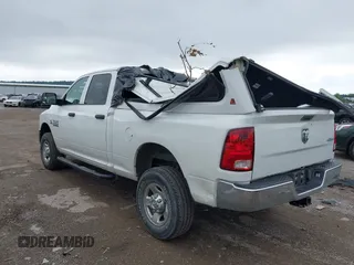 2013 Ram 2500 Tradesman с VIN 3C6UR5CL5DG615047, выставлен на аукционе IAAI как лот 42379845 с пробегом 132 528 миль миль и . История ставок и продаж доступна на DreamBid. Изображение 3.
