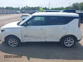 2024 Kia Soul S with VIN KNDJ23AU2R7913249, listed as a IAAI auction lot 42133638 with 22,663 mi miles and . Bid and sale history available at DreamBid. Image 15.