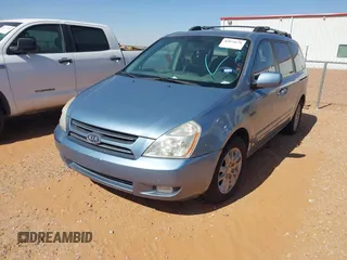 2006 Kia Sedona LX with VIN KNDMB233666054213, listed as a IAAI auction lot 42074176 with 168,080 mi miles. Bid and sale history available at carsss.com. Image 2.
