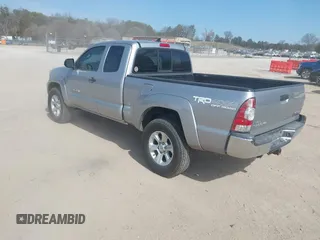 2014 Toyota Tacoma with VIN 5TFUU4ENXEX095733, listed as a IAAI auction lot 41698831 with Not Provided miles. Bid and sale history available at carsss.com. Image 3.
